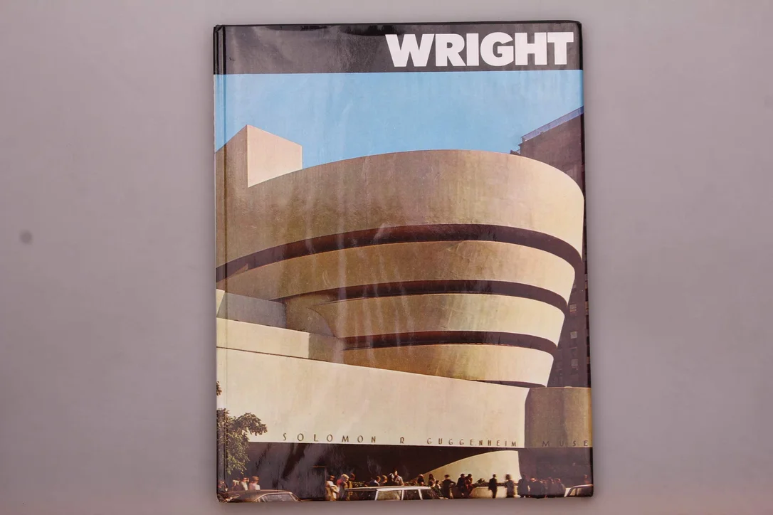 roundaboutbookstore1241780